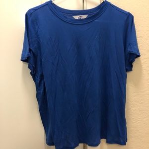 Super cute open back workout top